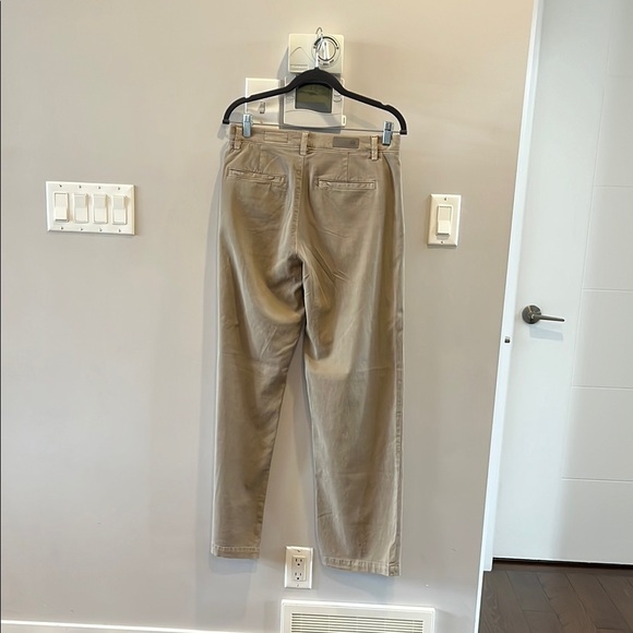 AG Caden Straight Trouser in SULFUR DESERT TAUPE - Picture 5 of 10